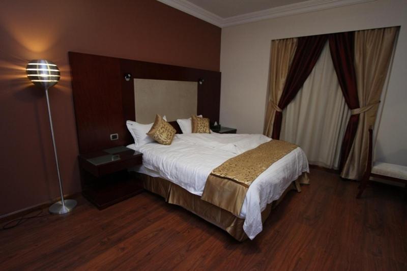 Nuzol Tala Hotel Khafji Quarto foto