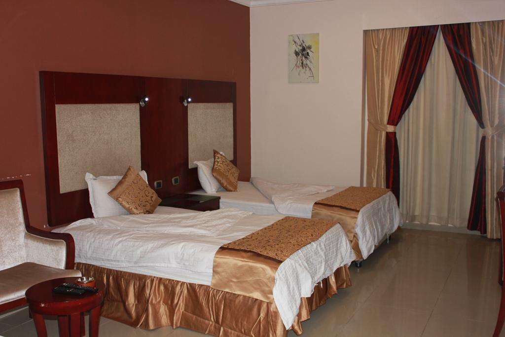 Nuzol Tala Hotel Khafji Exterior foto