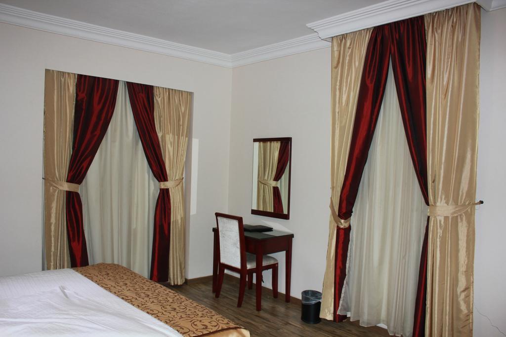 Nuzol Tala Hotel Khafji Exterior foto