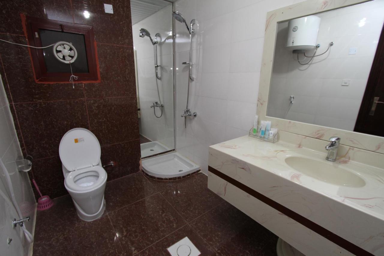 Nuzol Tala Hotel Khafji Exterior foto