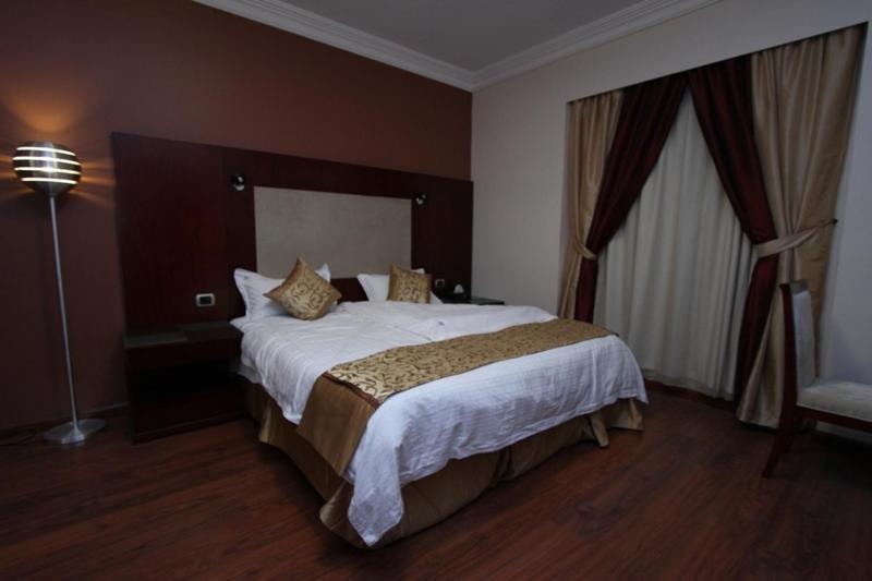Nuzol Tala Hotel Khafji Exterior foto